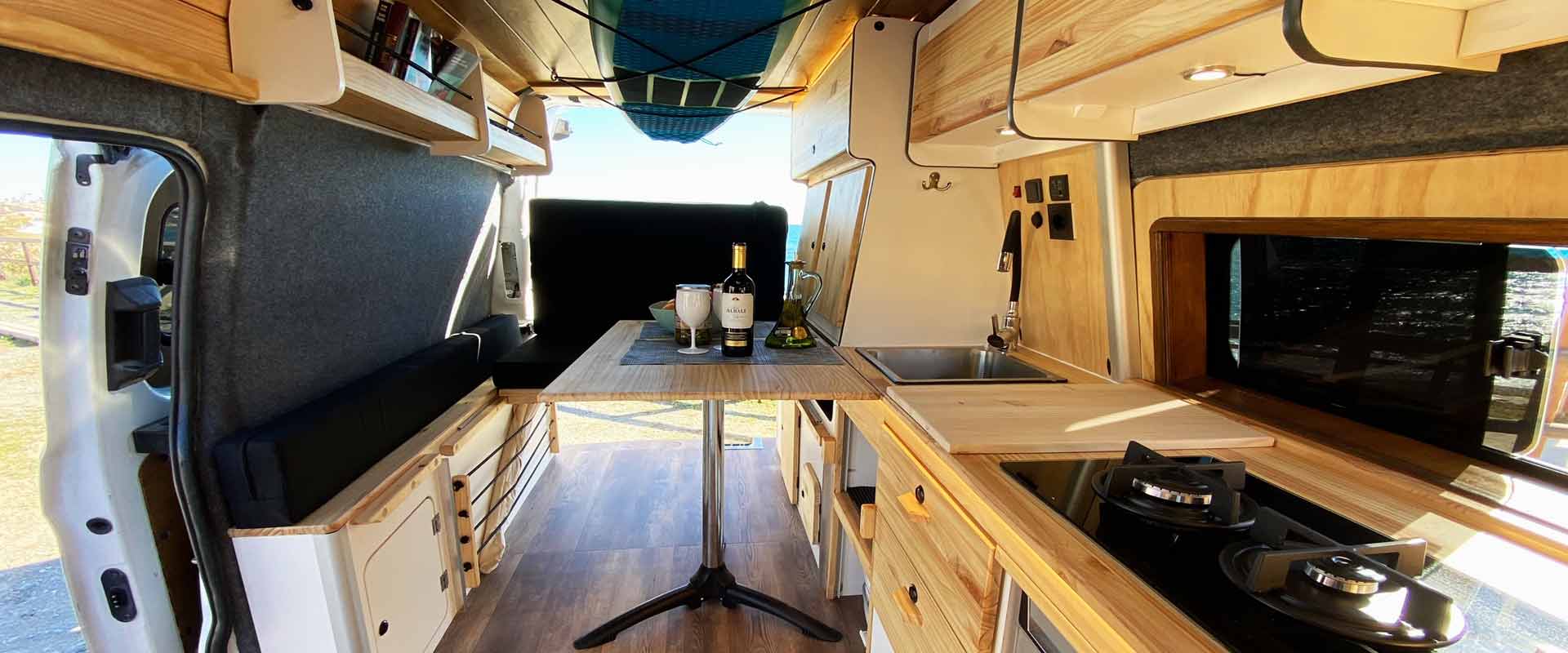 Loco Camper, camperiza tu furgoneta en Málaga